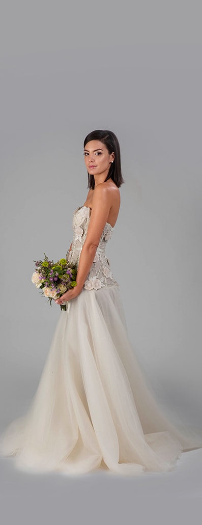 Lana Mollov Ivone wedding gown