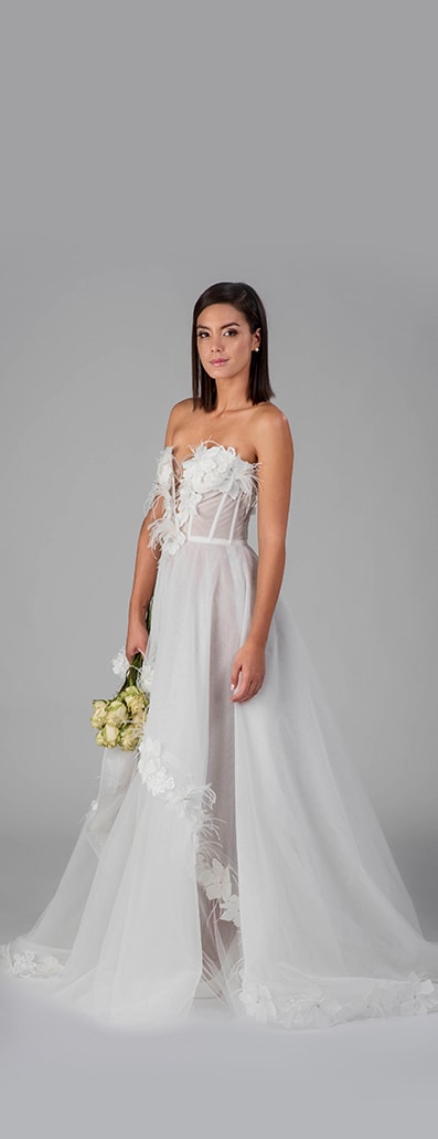 Lana Mollov Nicole wedding dress right side