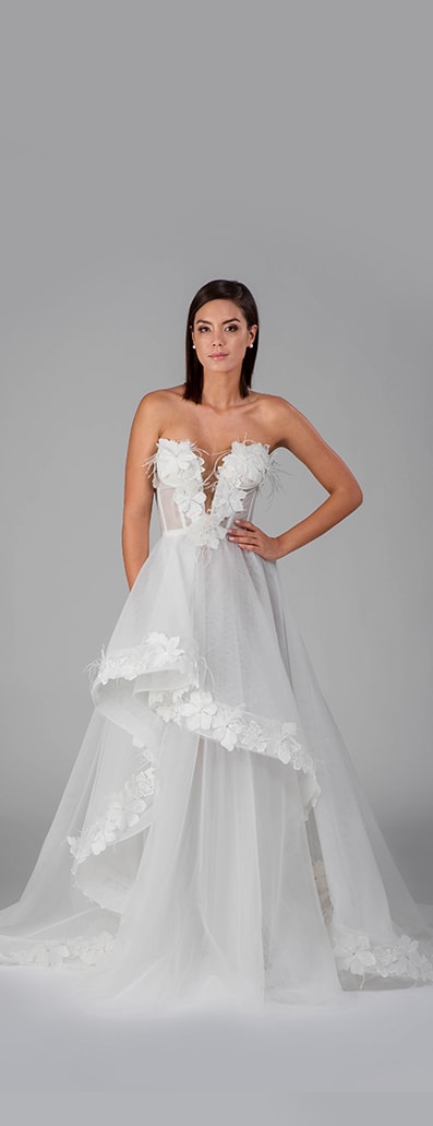 Lana Mollov Nicole wedding dress front view